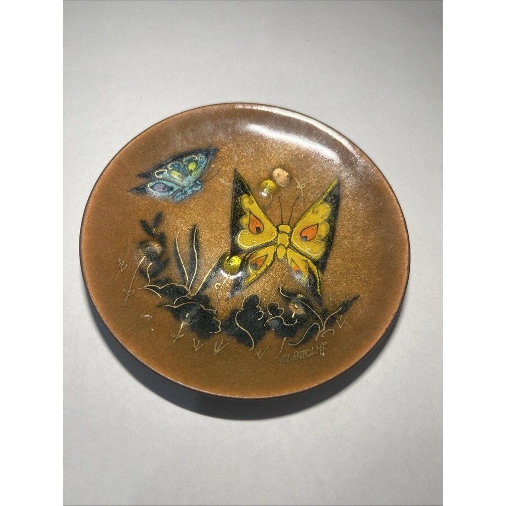 Vintage M Ratcliff Stone Mountain GA. Butterflies & Flowers Enamel Dish